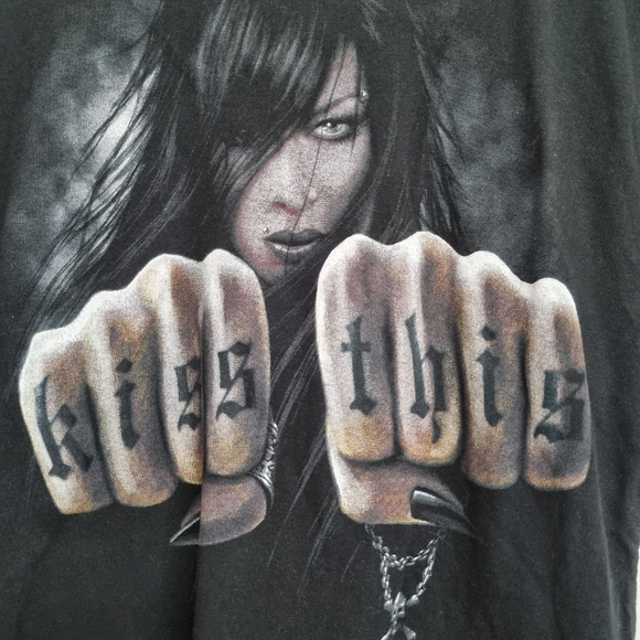 Spiral Direct gothic kiss this ladies xl t shirt Bnwt 17" ptp - Picture 7 of 8